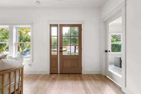 $1,375,000 | 5711 Belmont Avenue, Dallas, TX 75206