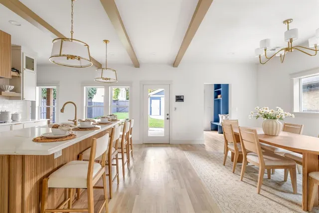 $1,350,000 | 5711 Belmont Avenue, Dallas, TX 75206