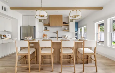 $1,375,000 | 5711 Belmont Avenue, Dallas, TX 75206