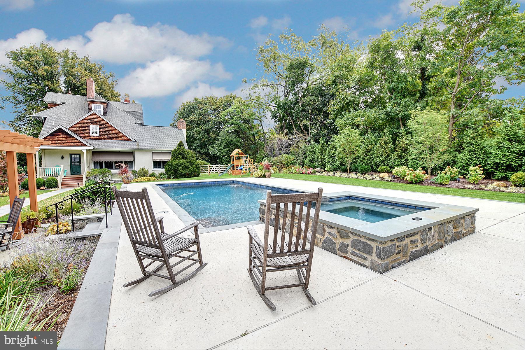 512 Dorset Road Devon, PA 19333 - Photo 12 of 48 an outdoor sitting area with furniture and garden