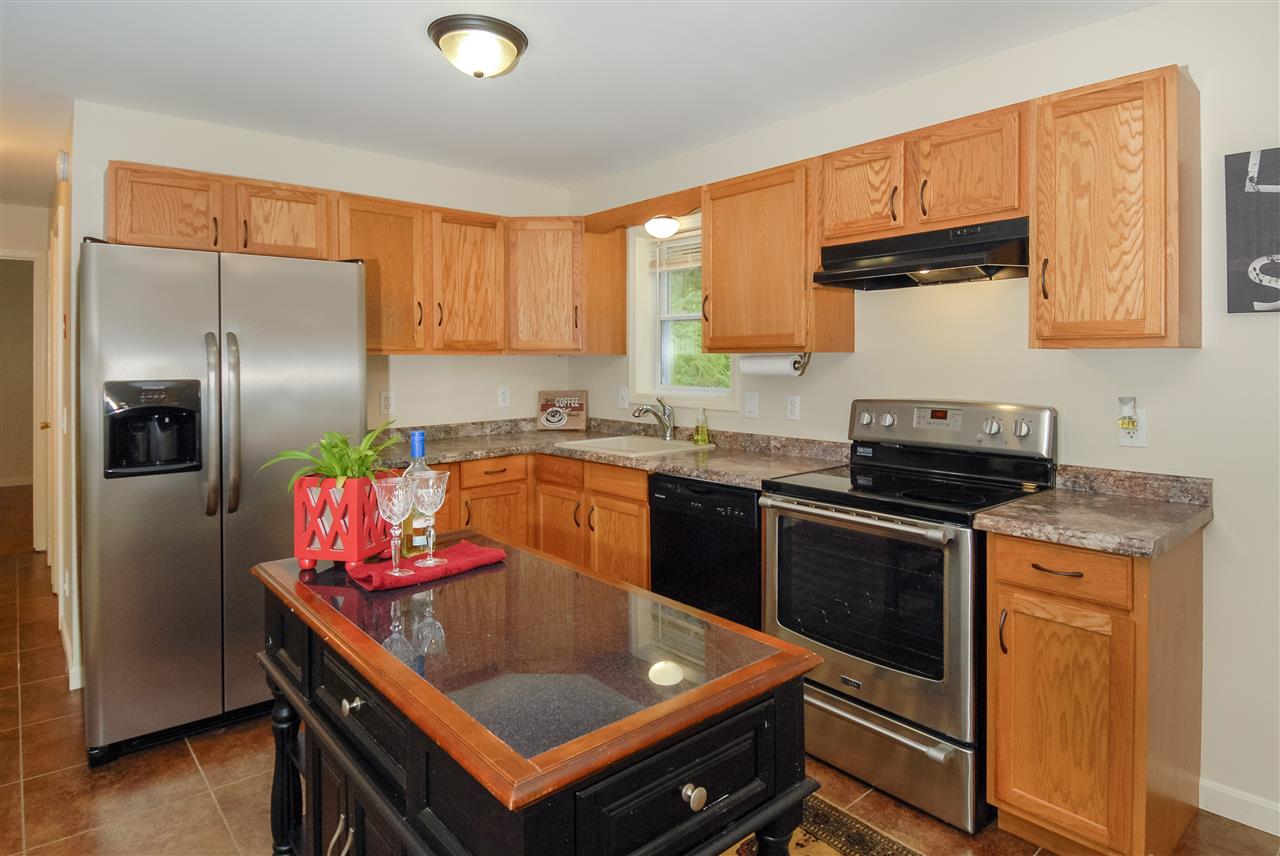 135 Browns Ridge Road Ossipee, NH 03864 - Photo 2 of 37