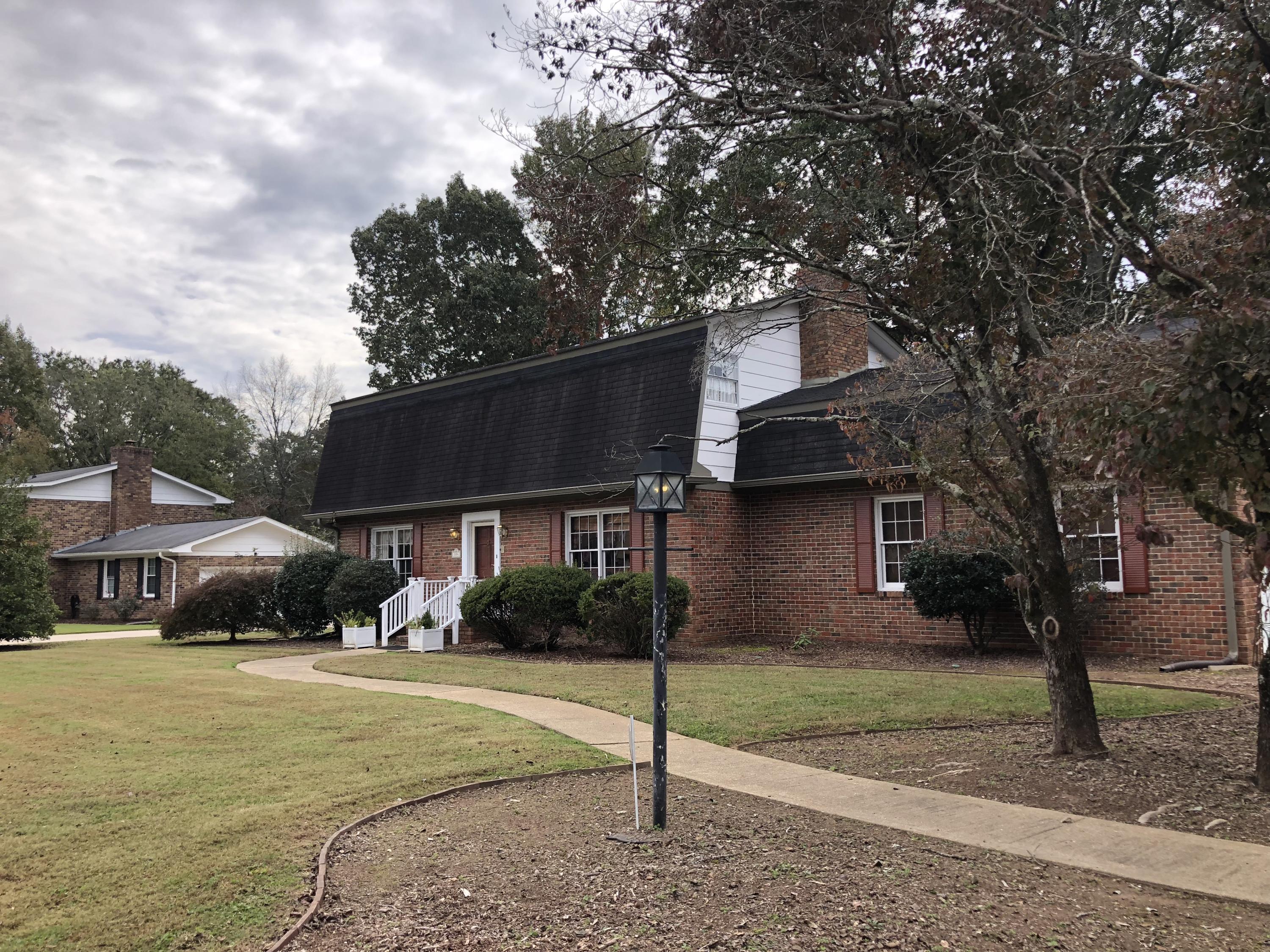 304 Westgate Road, Unit 3 Hixson, TN 37343 - Photo 11 of 35 92DEE4B4-99E2-4270-BDAE-FC31A655CC3D
