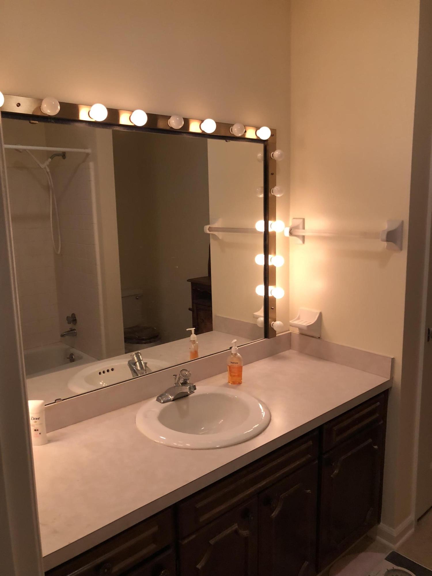 304 Westgate Road, Unit 3 Hixson, TN 37343 - Photo 28 of 35 95F384DB-CE0A-4AB7-827F-FC9E4AA221F2