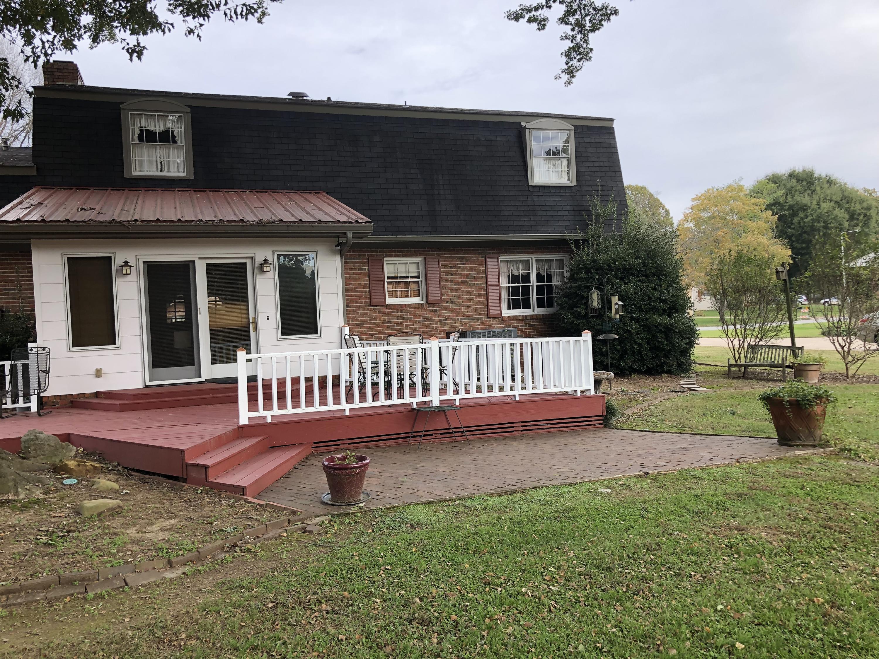 304 Westgate Road, Unit 3 Hixson, TN 37343 - Photo 10 of 35 CDE385D3-DE63-4C91-B580-A98C8E0D4283