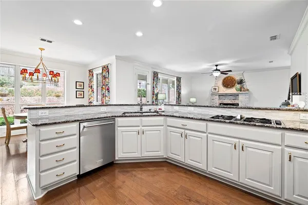 $999,000 | 7637 Light Horse Court, Tyler, TX 75703