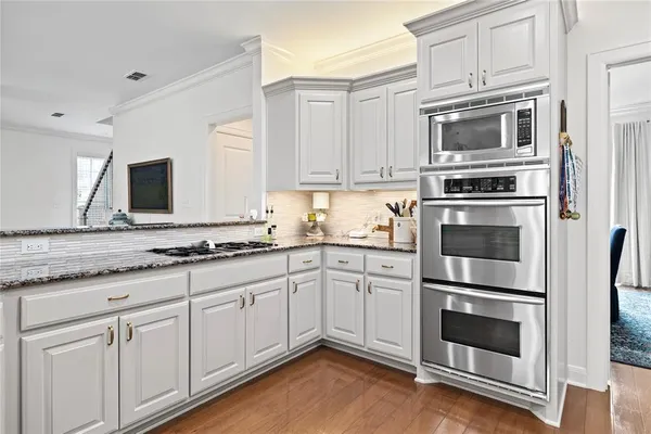 $999,000 | 7637 Light Horse Court, Tyler, TX 75703