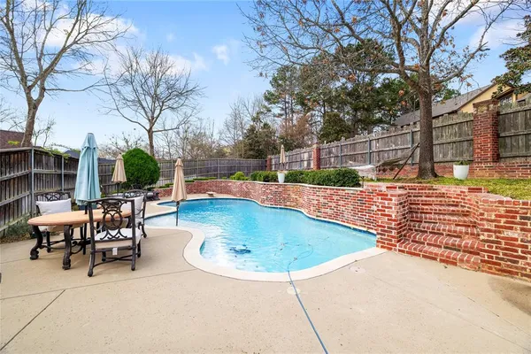 $999,000 | 7637 Light Horse Court, Tyler, TX 75703