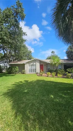$3,950 | 5301 West Cleveland Street, Tampa, FL 33609