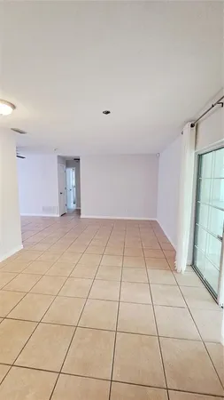 $3,700 | 5301 West Cleveland Street, Tampa, FL 33609