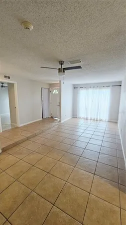 $3,700 | 5301 West Cleveland Street, Tampa, FL 33609