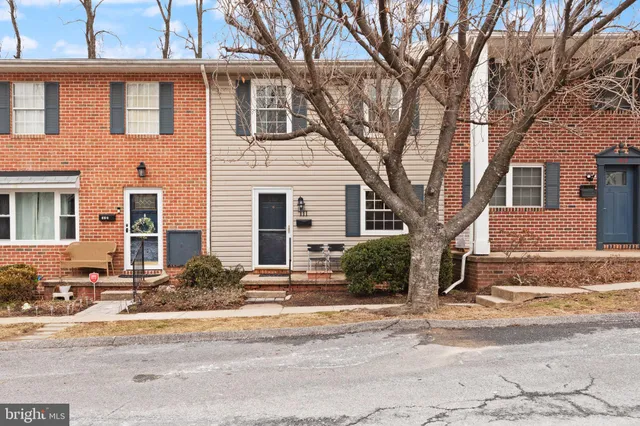 $220,000 | 111 Shetland Circle, Unit 6, Reisterstown, MD 21136