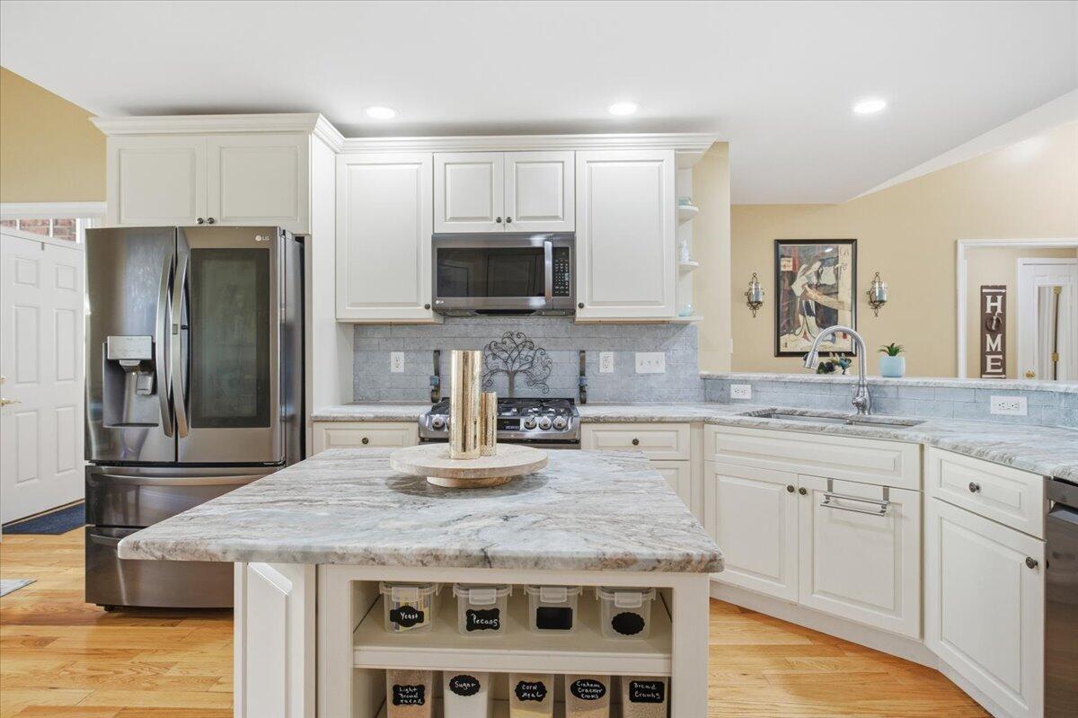 5512 Quail Ridge Circle Roanoke, VA 24018 - Photo 11 of 66 11-5512 Quail Ridge Cir-11