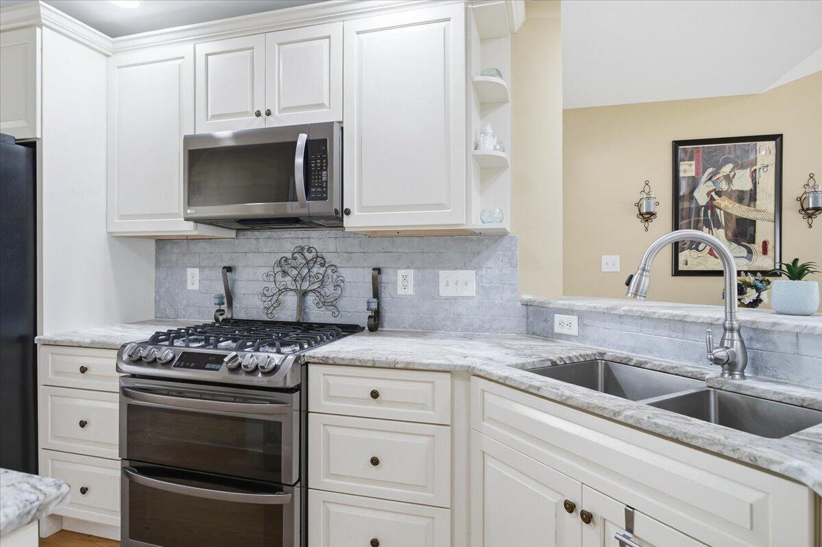 5512 Quail Ridge Circle Roanoke, VA 24018 - Photo 11 of 72 10-5512 Quail Ridge Cir-10