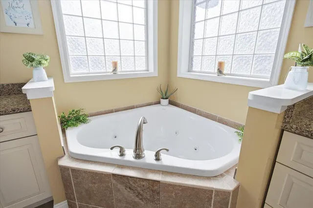 $619,000 | 5512 Quail Ridge Circle, Roanoke, VA 24018