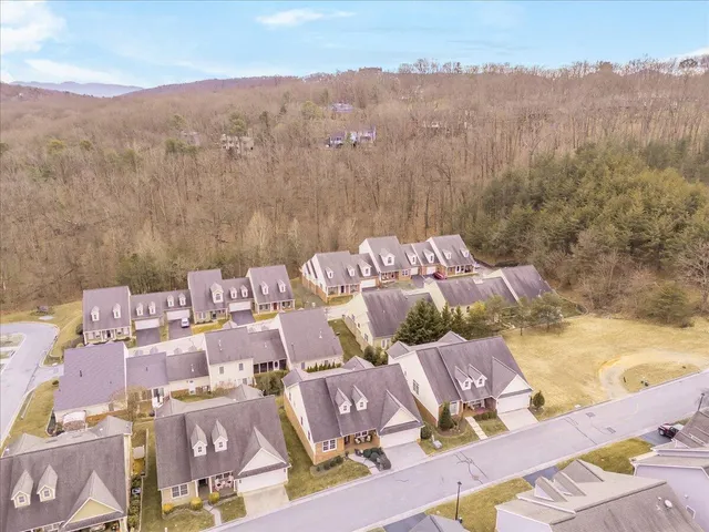 $619,000 | 5512 Quail Ridge Circle, Roanoke, VA 24018