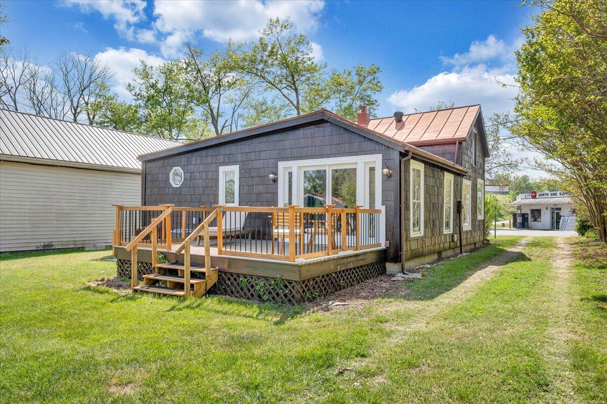5297 Peaks Road Bedford, VA 24523 - Photo 34 of 68 33-MIB02081
