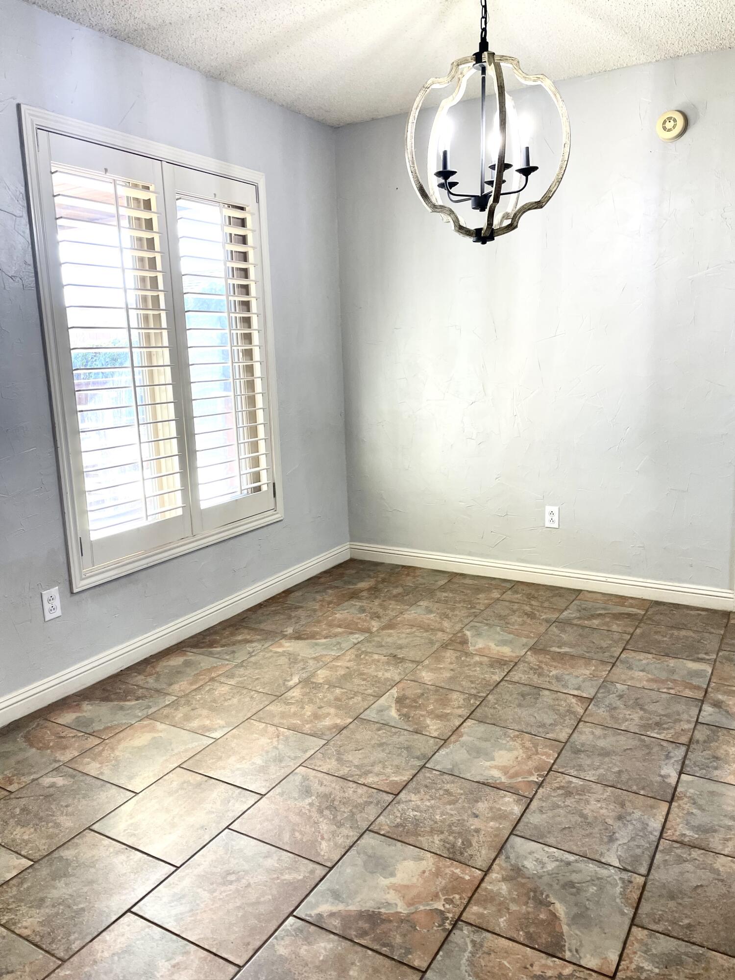 1428 5th Street Shallowater, TX 79363 - Photo 2 of 16 original (1)