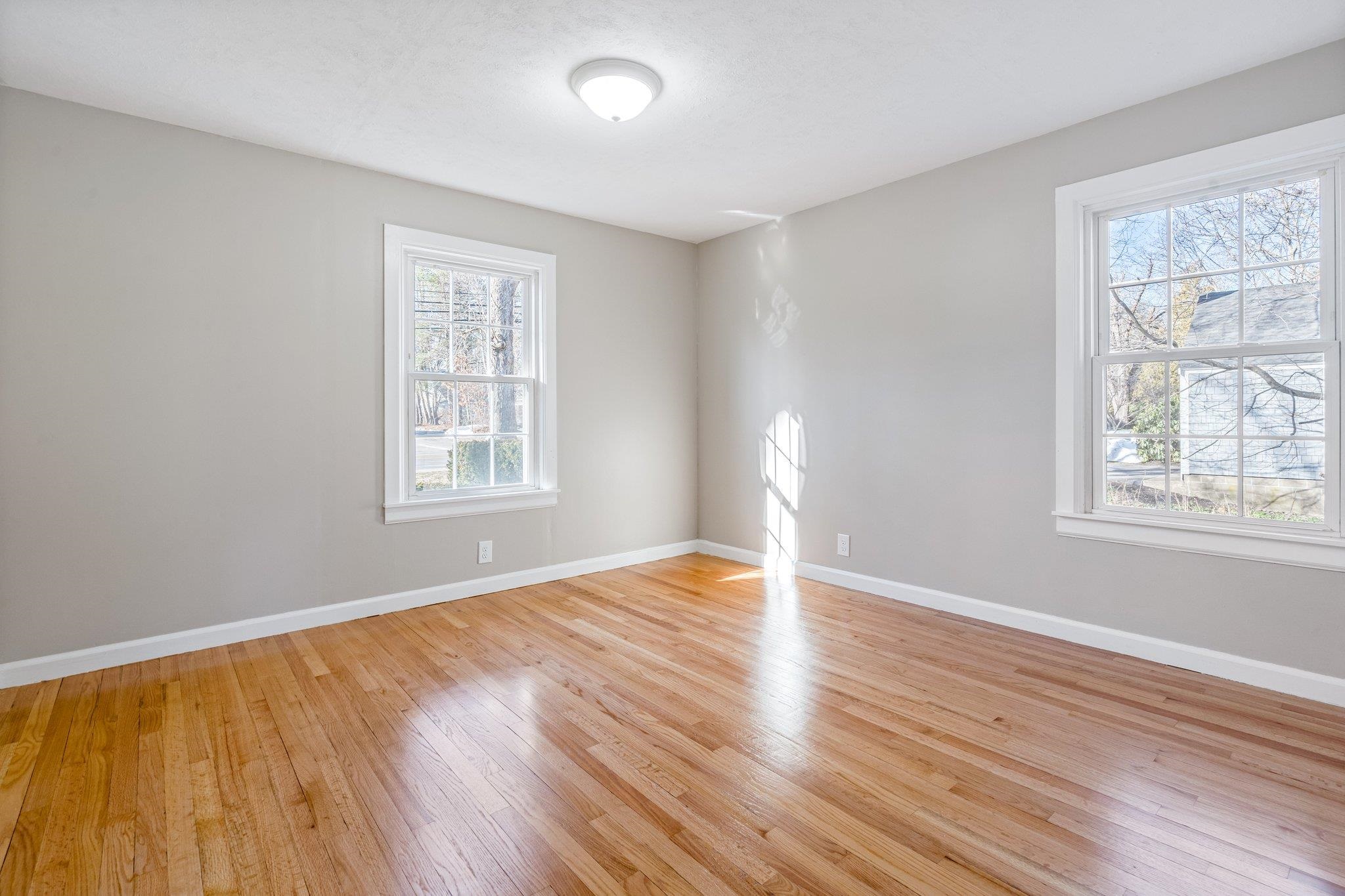 188 High Street Exeter, NH 03833 - Photo 3 of 22