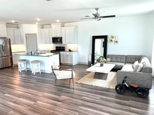 $2,850 | 11496 Sugarlands Drive, Frisco, TX 75035