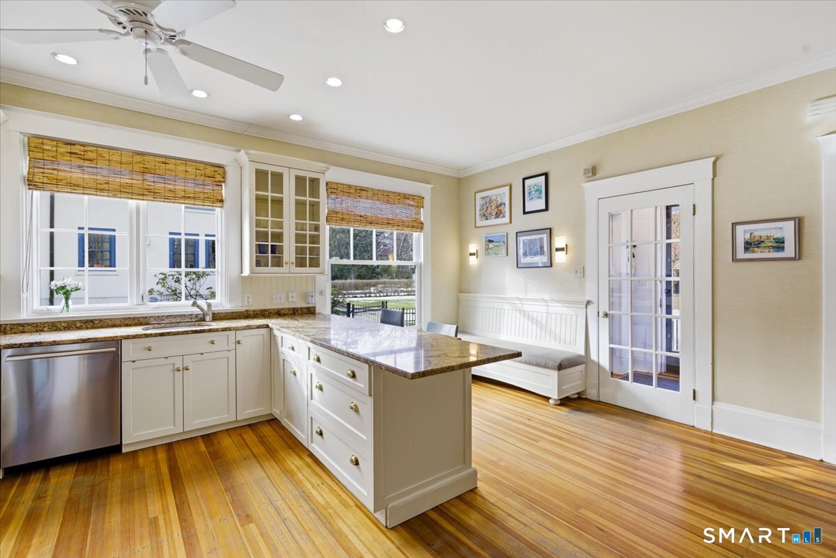 144 Edgehill Road Hamden, CT 06517 - Photo 14 of 40