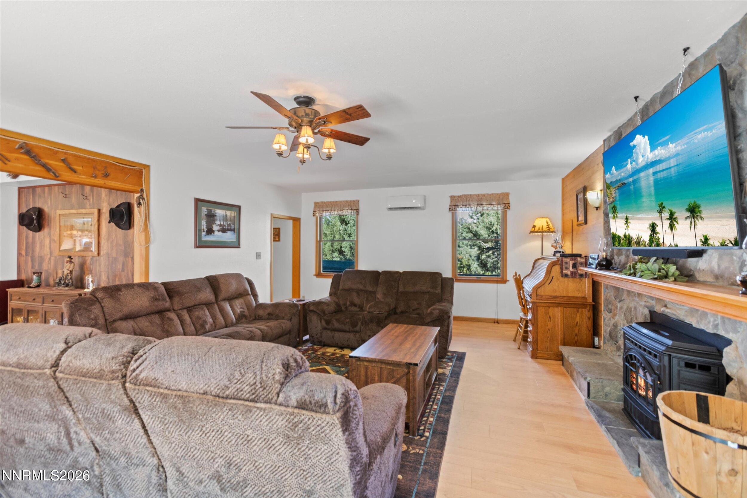 21595 Dortort Drive Reno, NV 89521 - Photo 16 of 47 16-0Y7A3351