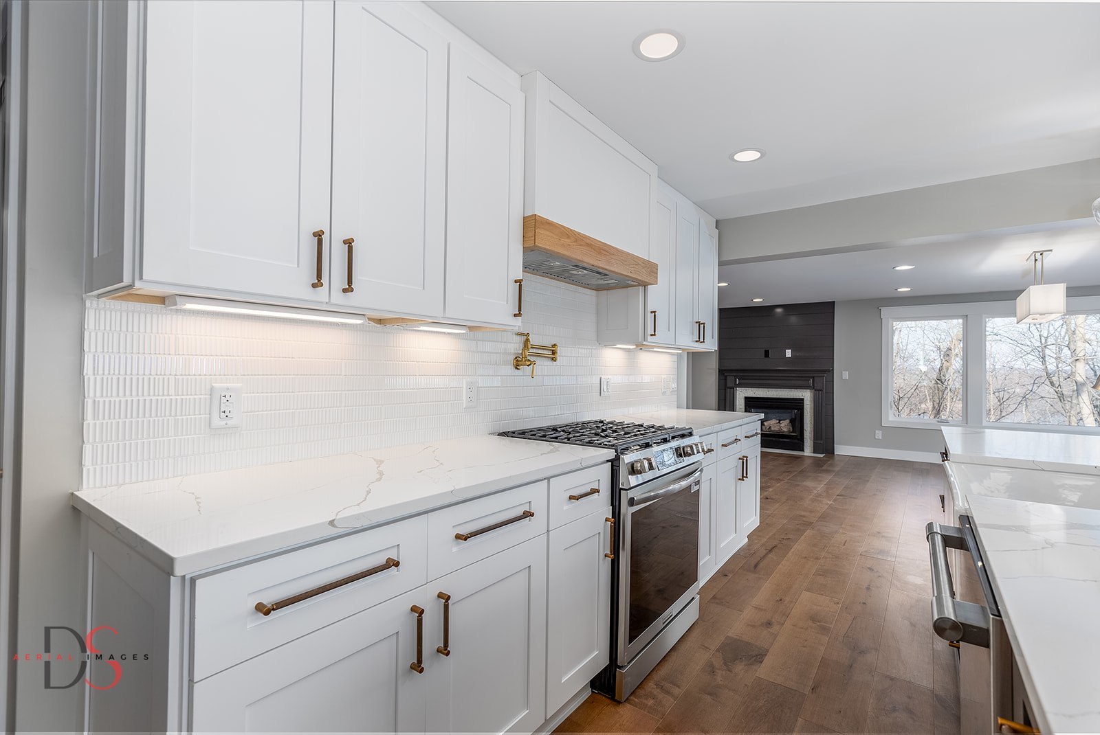 400 Park Avenue Ottawa, IL 61350 - Photo 12 of 31 a kitchen with stainless steel appliances granite countertop a sink and a stove top oven