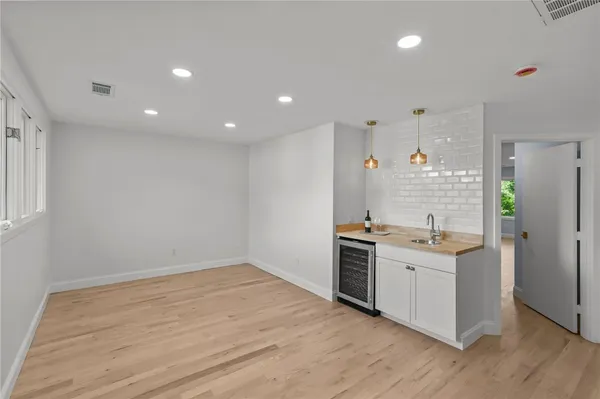 $750,000 | 35 Bagy Wrinkle Cove, Warren, RI 02885