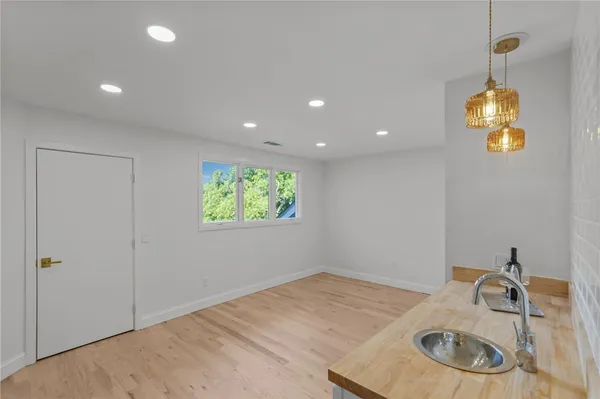 $750,000 | 35 Bagy Wrinkle Cove, Warren, RI 02885