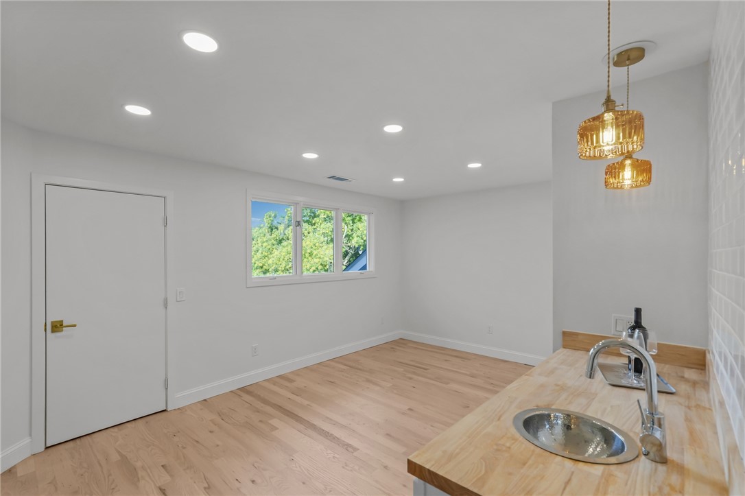 35 Bagy Wrinkle Cove Warren, RI 02885 - Photo 19 of 39