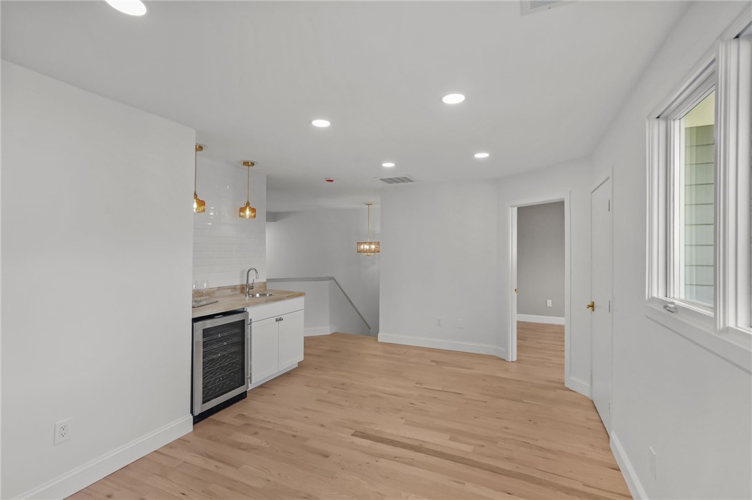 35 Bagy Wrinkle Cove Warren, RI 02885 - Photo 20 of 39