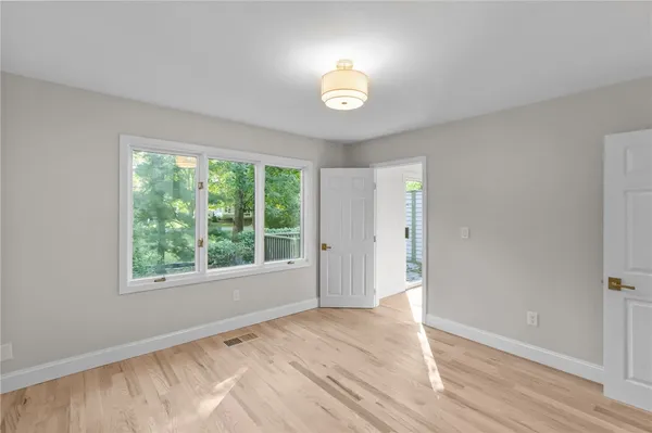 $750,000 | 35 Bagy Wrinkle Cove, Warren, RI 02885