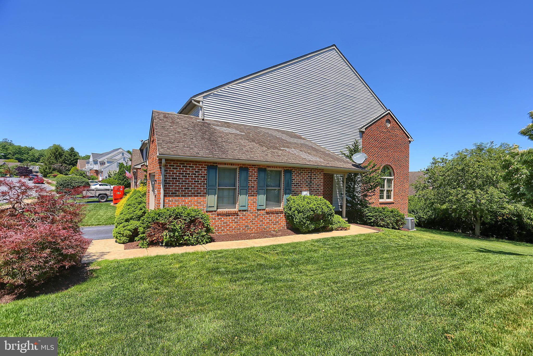 53 Rockford Road Mountville, PA 17554 - Photo 7 of 28 Gallery Image 7
