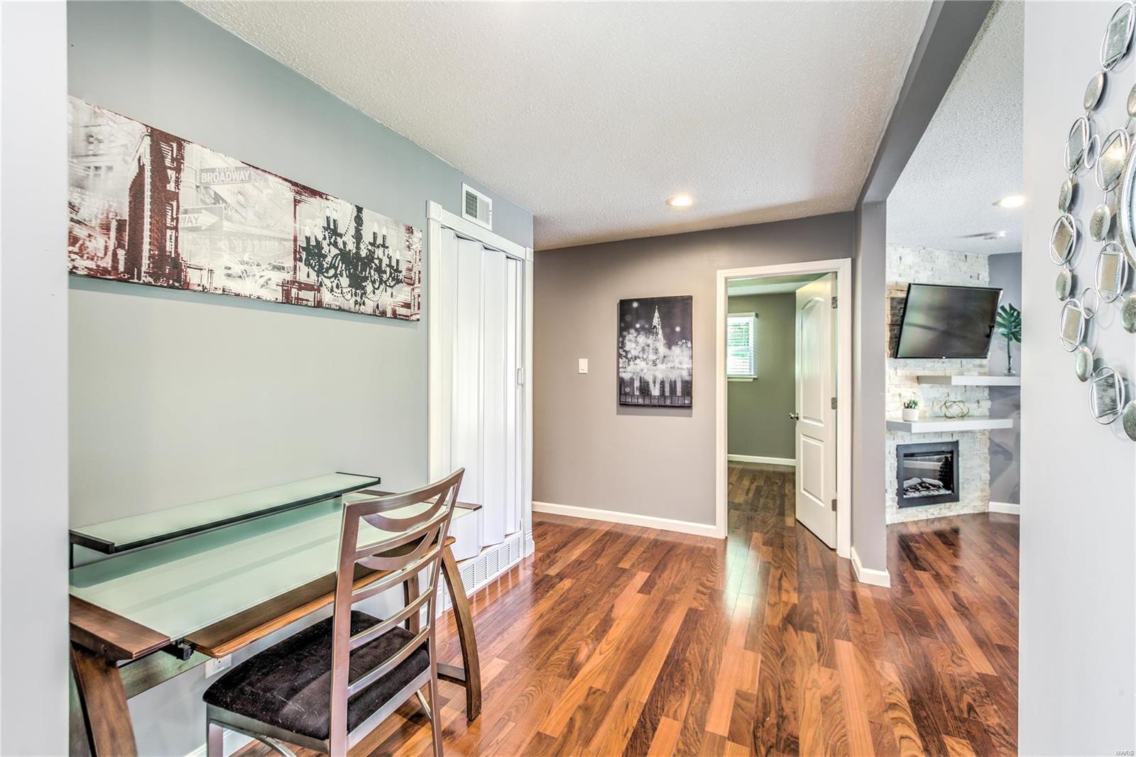 5721 Heintz Road St. Louis, MO 63129 - Photo 14 of 26 Gallery Image 14