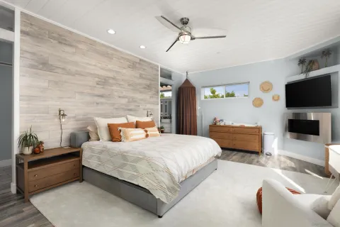 $1,799,999 | 2743 Mesa Drive, Oceanside, CA 92054