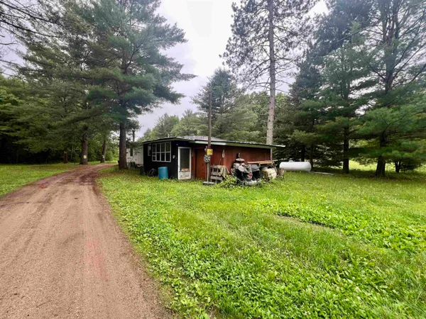$289,900 | W8801 Moonshine Hill Road, Crivitz, WI 54114