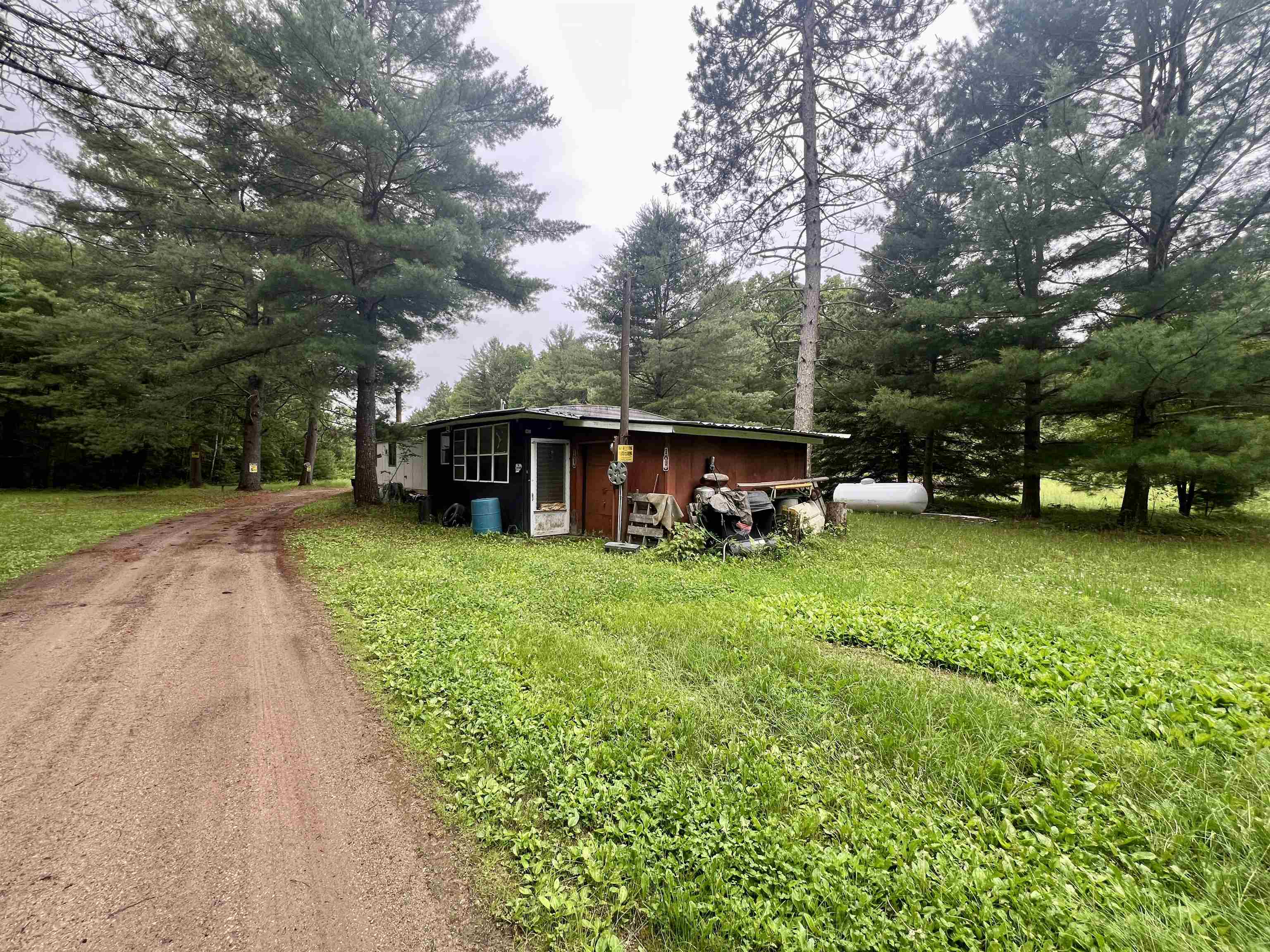 W8801 Moonshine Hill Road Crivitz, WI 54114 - Photo 1 of 39