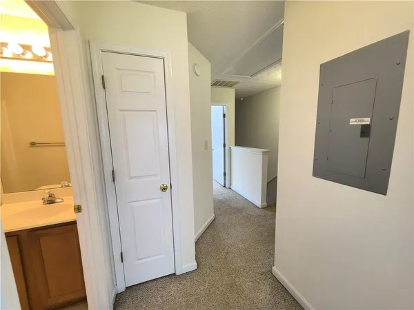 $1,900 | 619 Kenridge Way, Suwanee, GA 30024