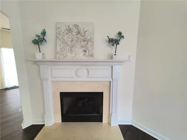 $1,900 | 619 Kenridge Way, Suwanee, GA 30024