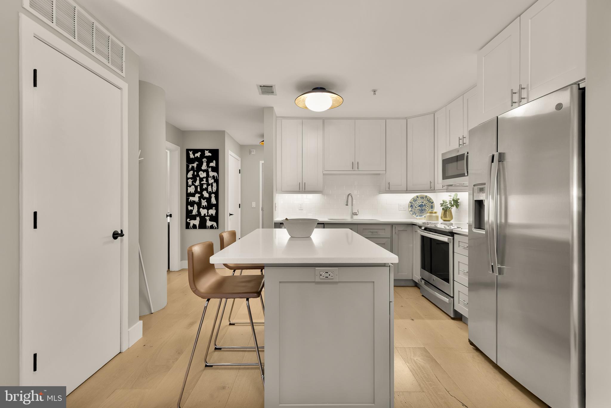 910 M Street Northwest, Unit 325 Washington, DC 20001 - Photo 13 of 37