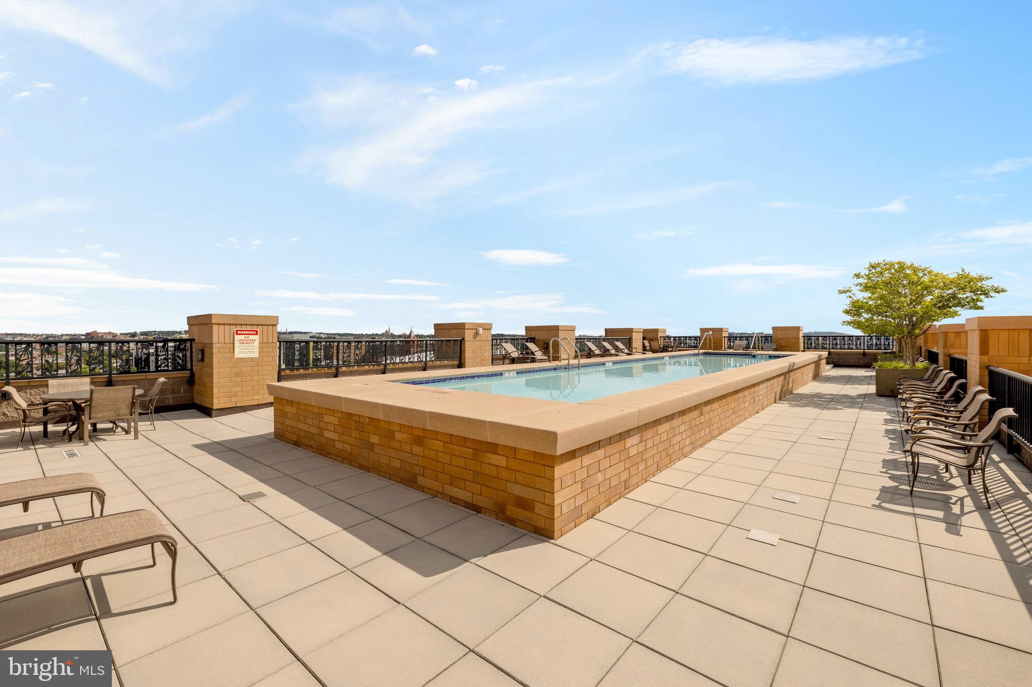 910 M Street Northwest, Unit 325 Washington, DC 20001 - Photo 26 of 37