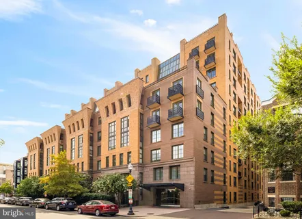 $689,900 | 910 M Street Northwest, Unit 325, Washington, DC 20001