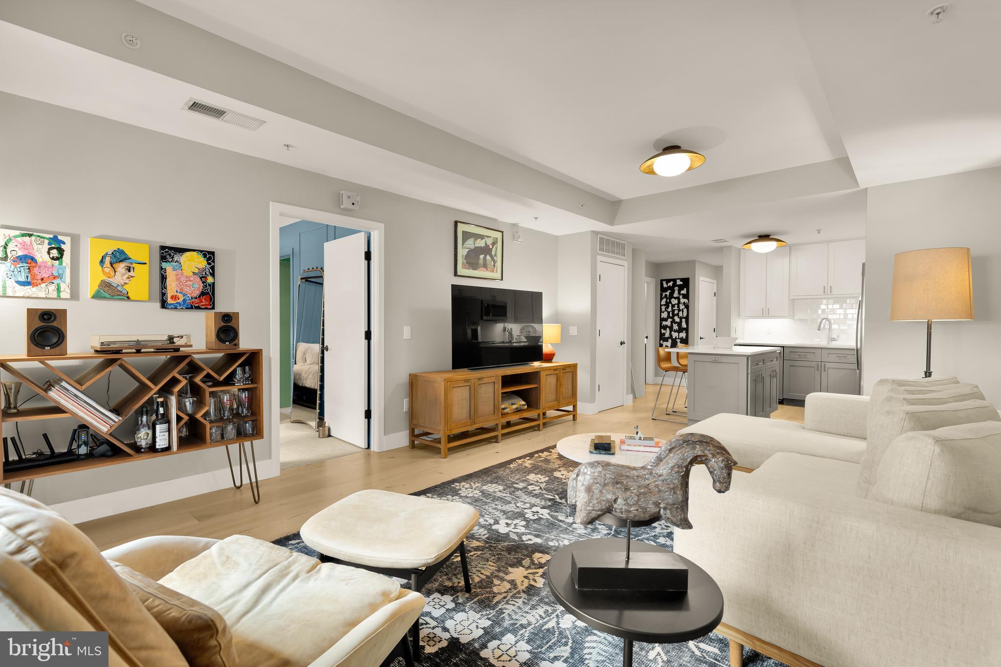 910 M Street Northwest, Unit 325 Washington, DC 20001 - Photo 9 of 37