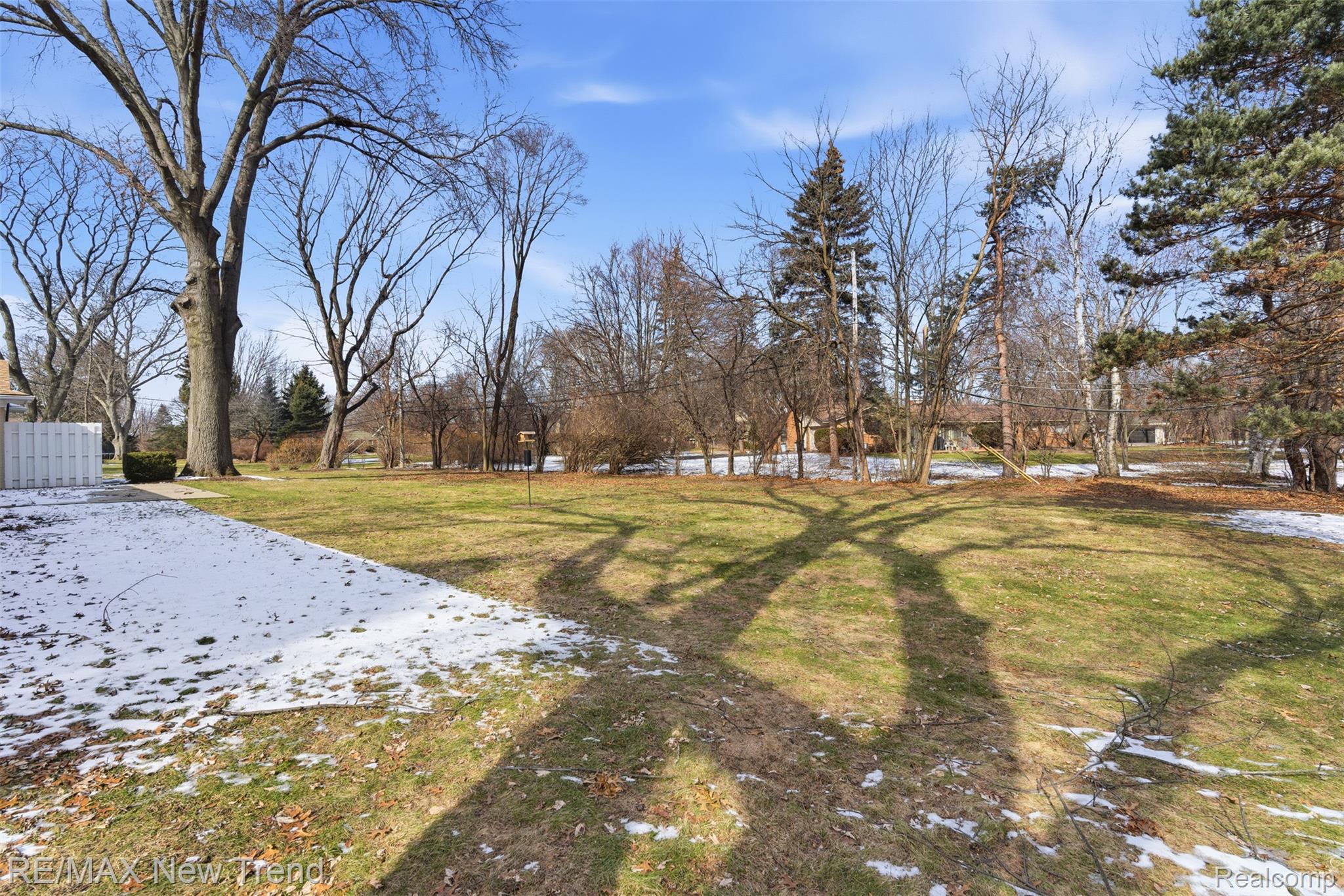 1043 Westview Road Bloomfield Hills, MI 48304 - Photo 41 of 43 41_1043 westview rd-38.jpg