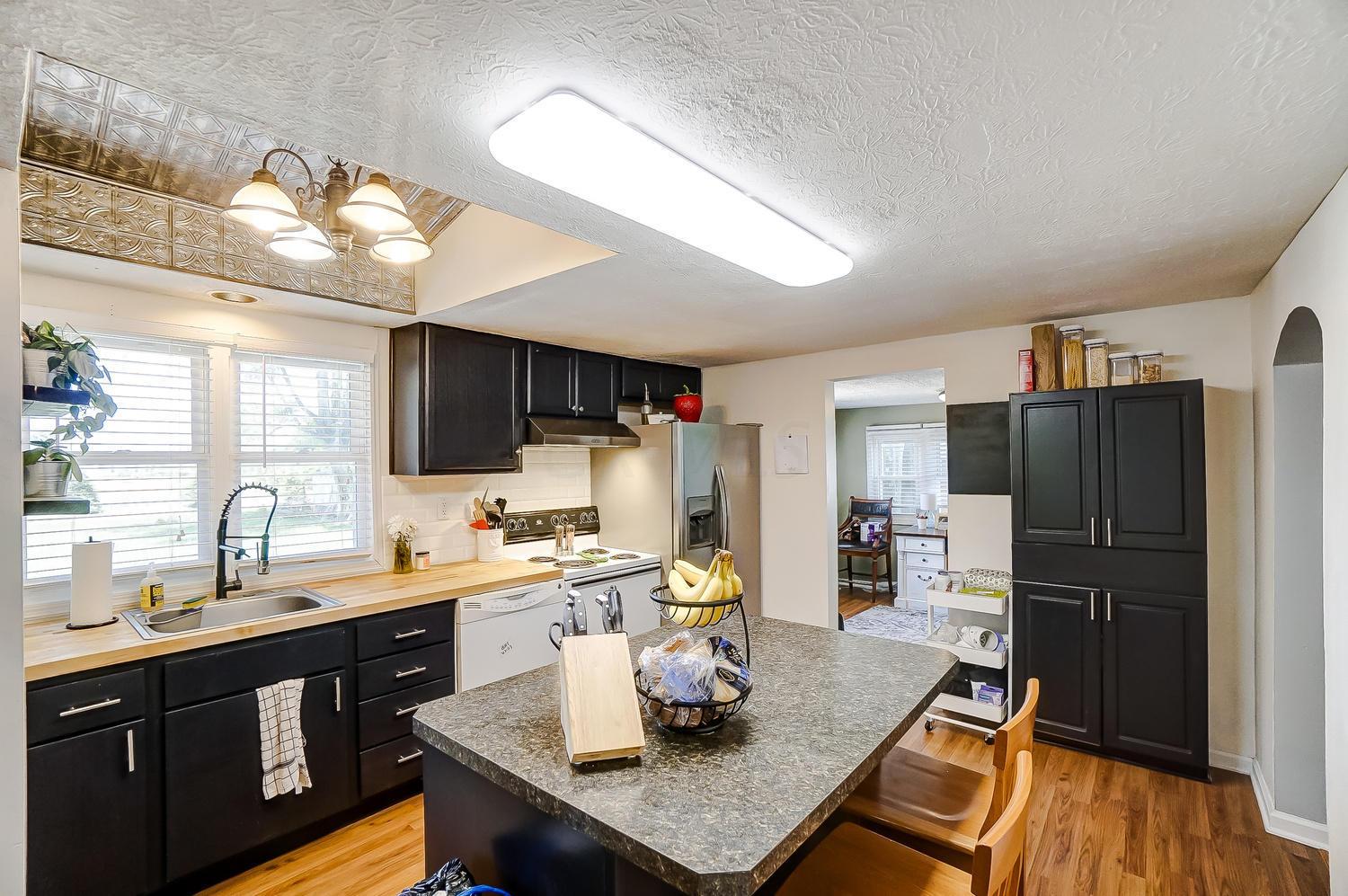 6894 Rings Road Dublin, OH 43016 - Photo 15 of 30 Gallery Image 15