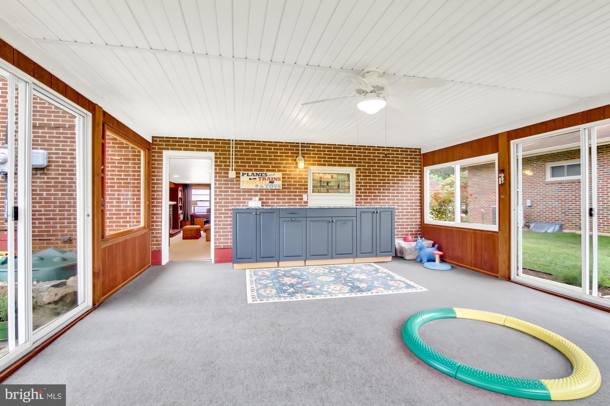 302 Lyndhurst Road York, PA 17402 - Photo 14 of 27 Gallery Image 14