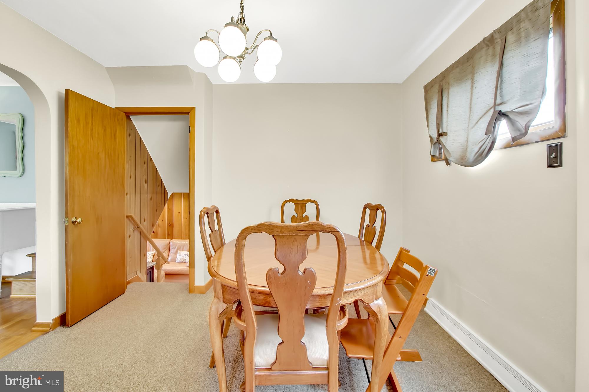 302 Lyndhurst Road York, PA 17402 - Photo 5 of 27 Gallery Image 5
