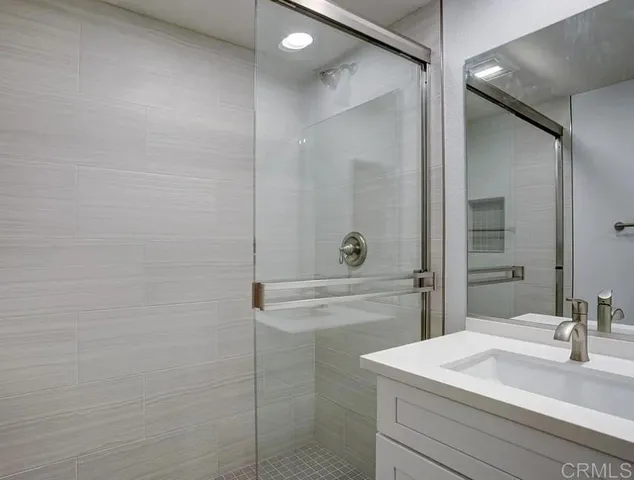 $2,498 | 501 North Ditmar Street, Unit I, Oceanside, CA 92054