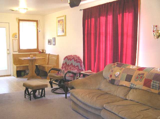 103 Frontenac Road Marquette Heights, IL 61554 - Photo 2 of 4 Gallery Image 2