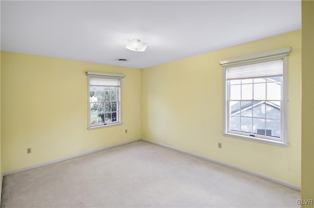 4544 Greenfield Road Bethlehem, PA 18017 - Photo 23 of 35 Gallery Image 23