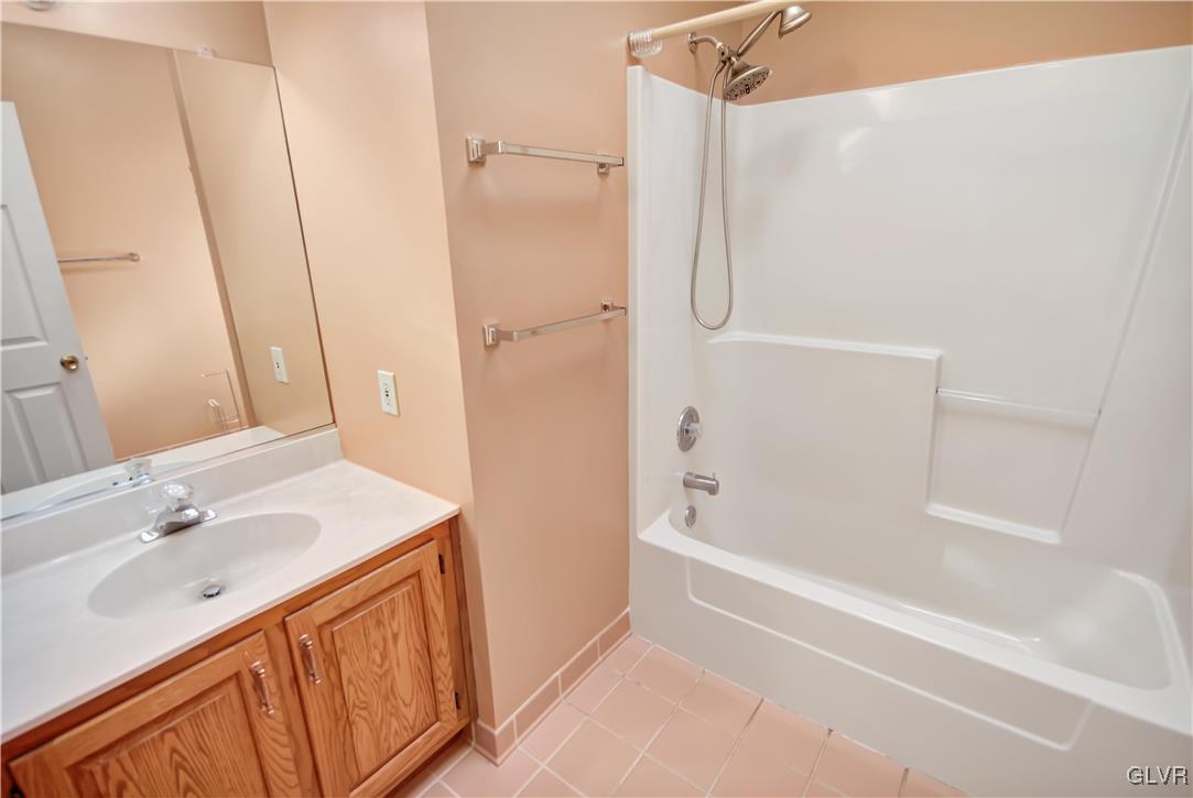 4544 Greenfield Road Bethlehem, PA 18017 - Photo 29 of 35 Gallery Image 29